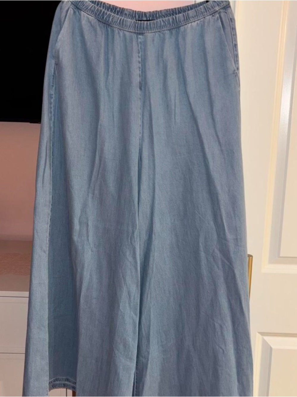 Mango Light Wash Denim Wide Leg Pants NWT Size M